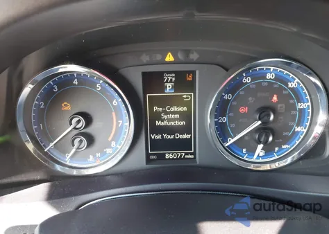 2018 Toyota Corolla Xse z USA, uszkodzony, nr VIN 5YFBURHEXJP752331